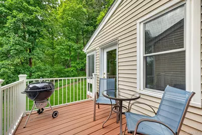 31 Bridgewater Way, Poughkeepsie, NY 12601 - Photo 11