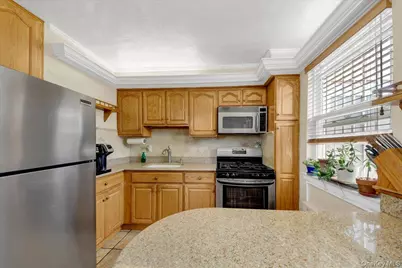 2930 Dudley Avenue, Bronx, NY 10461 - Photo 9