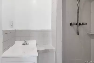 2930 Dudley Avenue, Bronx, NY 10461 - Photo 27