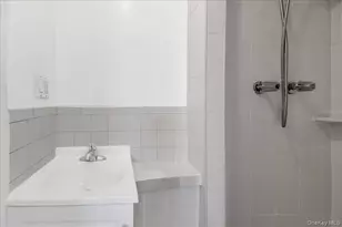 2930 Dudley Ave, Bronx, NY 10461 - Photo 27