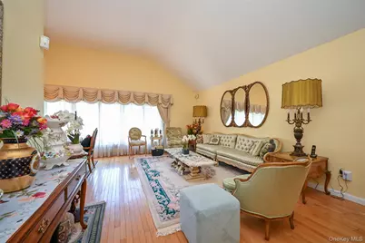 16110 89th Street Street, Howard Beach, NY 11414 - Photo 9