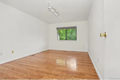 311 N Greeley Avenue, Chappaqua, NY 10514 - Photo 9