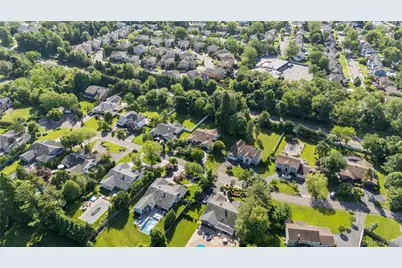 18 Kristi Drive, Muttontown, NY 11753 - Photo 35