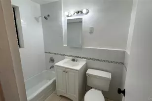 131-11 Kew Gardens Rd, Richmond Hill, NY 11418 - Photo 25