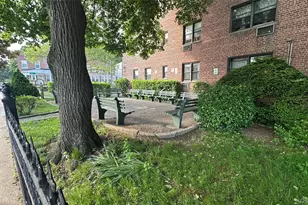 131-11 Kew Gardens Rd, Richmond Hill, NY 11418 - Photo 43