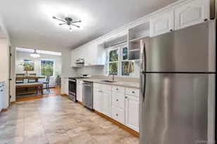 18 Richmond Hill Rd, Sound Beach, NY 11789 - Photo 17