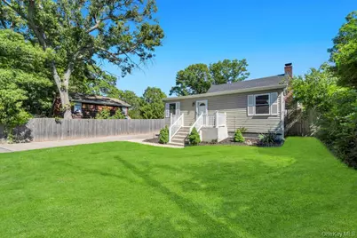 18 Richmond Hill Road, Sound Beach, NY 11789 - Photo 3