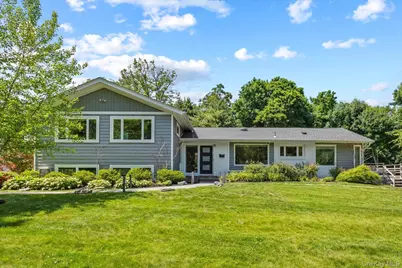125 Hicks Lane, Great Neck, NY 11024 - Photo 1