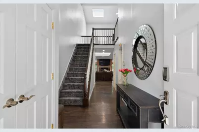 88 Hidden Ridge Drive, Syosset, NY 11791 - Photo 3