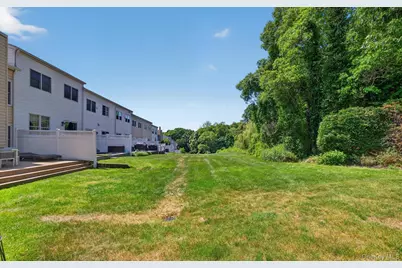 88 Hidden Ridge Drive, Syosset, NY 11791 - Photo 33
