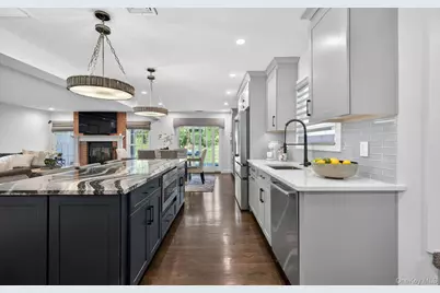 88 Hidden Ridge Drive, Syosset, NY 11791 - Photo 13