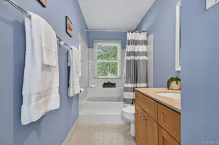88 Hidden Ridge Dr, Syosset, NY 11791 - Photo 25