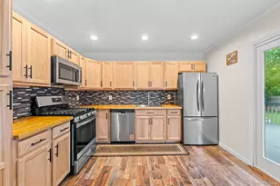 76 Cypress Dr, Mastic Beach, NY 11951 - Photo 21