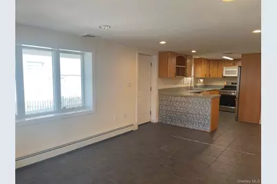 521 E Broadway #garden, Long Beach, NY 11561 - Photo 3