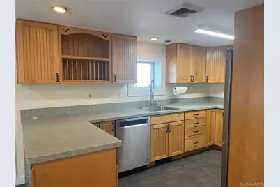 521 E Broadway #garden, Long Beach, NY 11561 - Photo 5