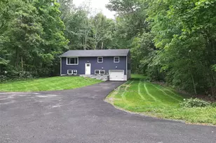 38 Pine Woods Rd, Hyde Park, NY 12538 - Photo 23
