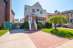 76-11 173rd St, Fresh Meadows, NY 11366 - Photo 3