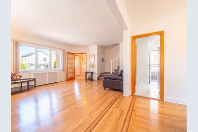76-11 173rd Street, Fresh Meadows, NY 11366 - Photo 9