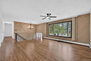 19 Victoria Dr, Newburgh, NY 12550 - Photo 5