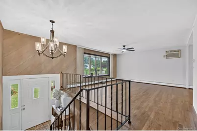 19 Victoria Drive, Newburgh, NY 12550 - Photo 3
