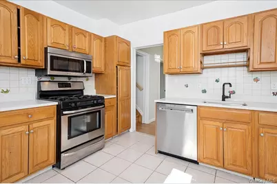 42 Glen Road, Eastchester, NY 10709 - Photo 9
