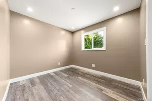 9 N Ann Dr, Freeport, NY 11520 - Photo 5