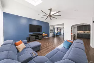 449 Chelsea Ave, West Babylon, NY 11704 - Photo 5