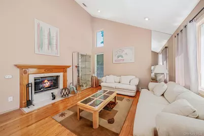 6 Sachem Court, Farmingville, NY 11738 - Photo 7