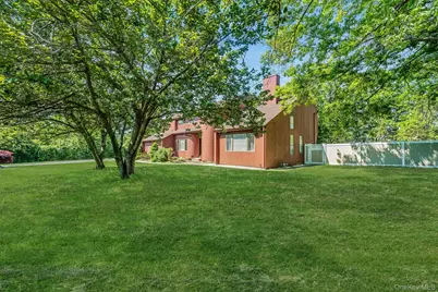 6 Sachem Court, Farmingville, NY 11738 - Photo 3
