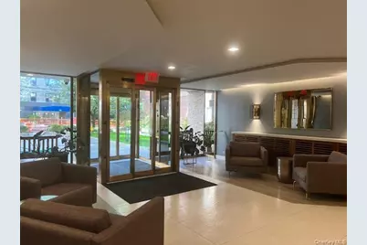 120 E Hartsdale Avenue #1R, Hartsdale, NY 10530 - Photo 3