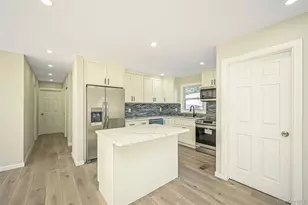 180 Park Ave, Deer Park, NY 11729 - Photo 3