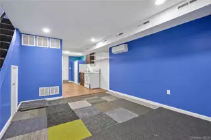 90-13 201st St, Hollis, NY 11423 - Photo 25