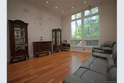 31 Dawn Lane, Suffern, NY 10901 - Photo 5