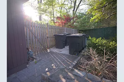 31 Dawn Lane, Suffern, NY 10901 - Photo 17