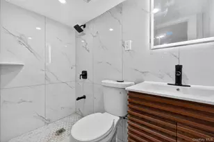 4058 Murdock Ave, Bronx, NY 10466 - Photo 11