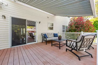 47 Jordan Drive, Medford, NY 11763 - Photo 23
