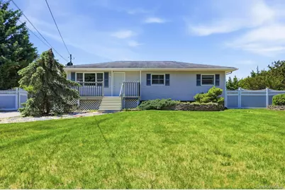 1072 Connetquot Avenue, Central Islip, NY 11722 - Photo 3