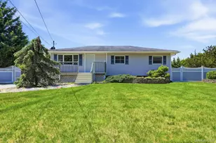 1072 Connetquot Ave, Central Islip, NY 11722 - Photo 3
