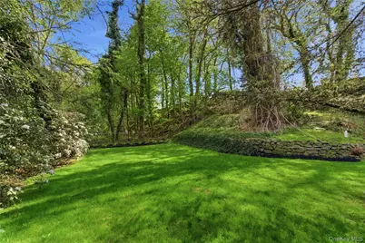 169 Bay Road, Huntington, NY 11743 - Photo 17