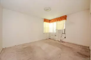 144-45 231st St, Springfield Gardens, NY 11413 - Photo 9