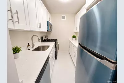 86-10 151st Avenue #3E, Howard Beach, NY 11414 - Photo 3