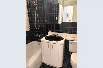 99-60 63rd Road #1H, Rego Park, NY 11374 - Photo 5