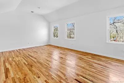 1871 Edwards Avenue, Calverton, NY 11933 - Photo 17