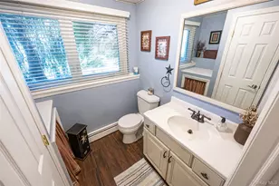 73 Danbury St, Bay Shore, NY 11706 - Photo 23