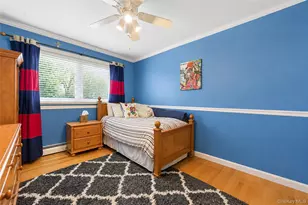 73 Danbury St, Bay Shore, NY 11706 - Photo 13