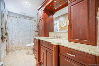 73 Danbury Street, Bay Shore, NY 11706 - Photo 17