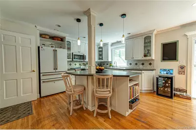 179 Dix Hills Road, Dix Hills, NY 11746 - Photo 11
