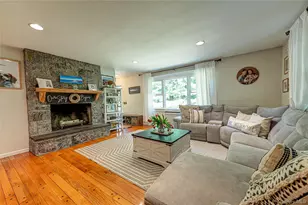 179 Dix Hills Rd, Dix Hills, NY 11746 - Photo 7