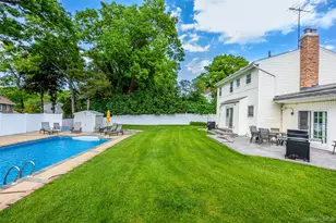 25 Gerald Ln, Plainview, NY 11803 - Photo 27