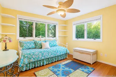 216 Broadway, Bay Shore, NY 11706 - Photo 17